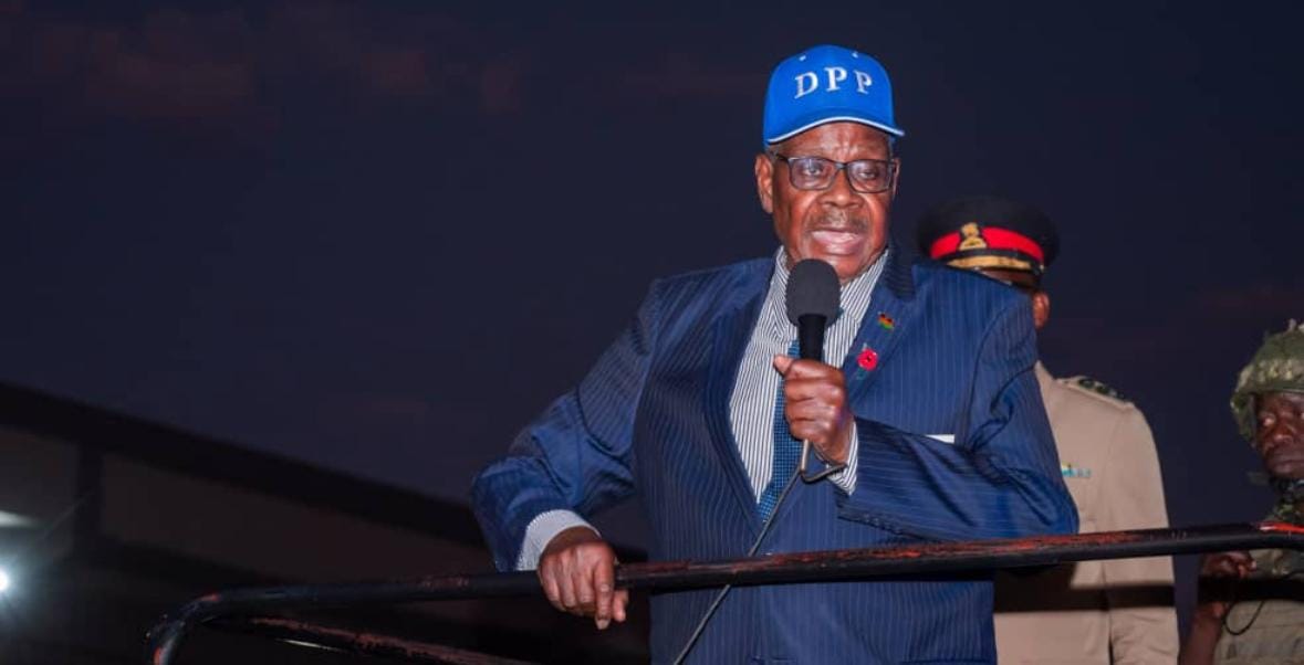 Mutharika lodges at Mtunthama after Kamuzu Palace damage