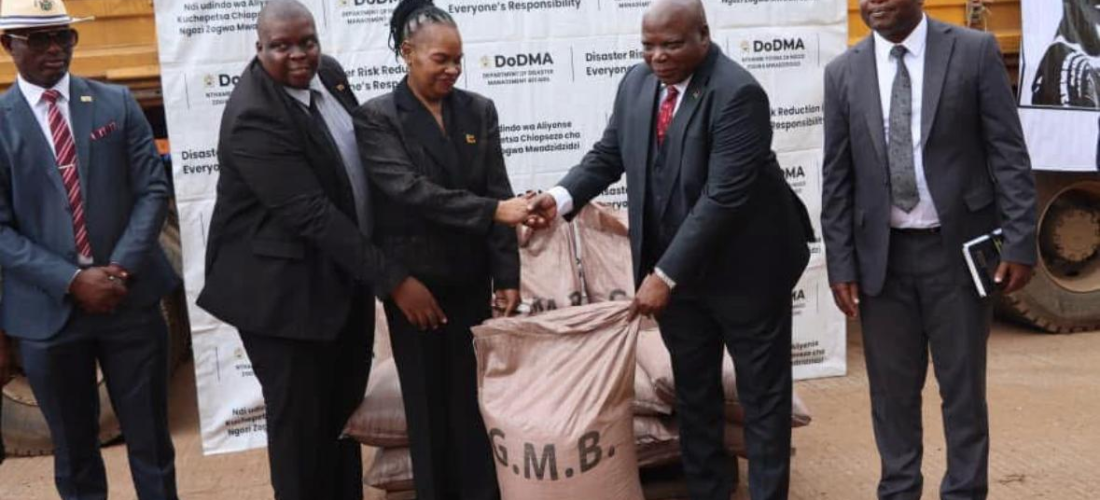 ‘We are one’: Zimbabwe aids Malawi with 370 tonnes of maize