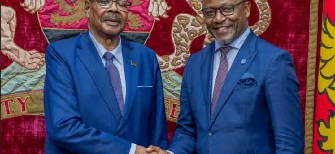 Mutharika lauds Standard Bank support in key economic sectors